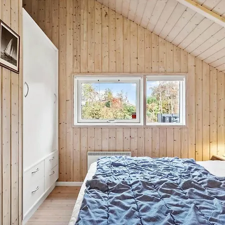 M15013-vaeggerlose-klintevej-3 * Bøtø By